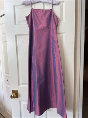 Monkey Wear Girls Size 12 Iridescent Purple Taffeta Gown.